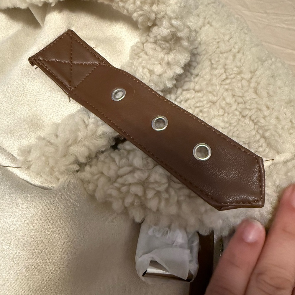 PrettyLittleThing Cream Shearling Jacket - Picture 9 of 14